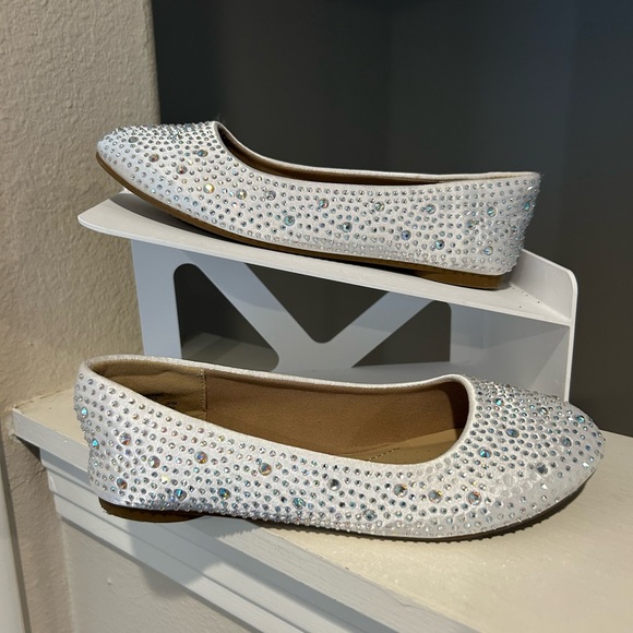 Dream Pairs Shoes - Dream Pairs Sole Shine Women's Silver Rhinestone Ballet Flats Shoes sz 6